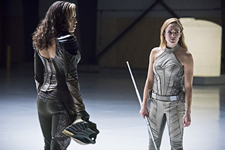 DC's Legends of Tomorrow -- "Last Refuge"-- Image LGN112b_0339b.jpg -- Pictured: Ciara Renee as Kendra Saunders/Hawkgirl and Caity Lotz as Sara Lance/White Canary  -- Photo: Dean Buscher/The CW -- ÃÂ© 2016 The CW Network, LLC. All Rights Reserved.