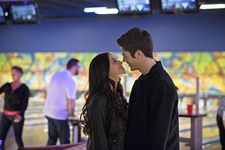 The Flash -- "Out of Time" -- Image FLA115A_0034b -- Pictured (L-R): Malese Jow as Linda Park and Grant Gustin as Barry Allen -- Photo: Diyah Pera/The CW -- ÃÂ© 2015 The CW Network, LLC. All rights reserved.