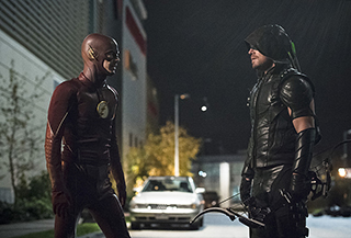 The Flash -- "Legends of Today" -- Image FLA208B_0297b.jpg -- Pictured (L-R): Grant Gustin as The Flash and Stephen Amell as The Arrow -- Photo: Cate Cameron/The CW -- ÃÂ© 2015 The CW Network, LLC. All rights reserved.
