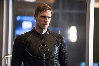 The Flash -- "Versus Zoom" -- Image: FLA218b_0130b.jpg -- Pictured: Teddy Sears as Jay Garrick -- Photo: Diyah Pera/The CW -- ÃÂ© 2016 The CW Network, LLC. All rights reserved.