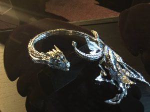game-of-thrones-dragon-braclet-sdcc